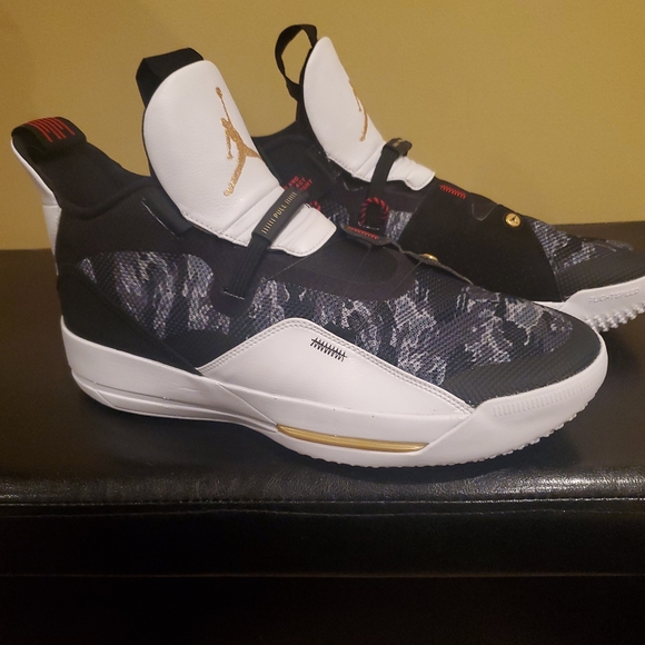 air jordan xxxiii men's basketball shoe